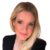 Wiebke Gottschalk - Hellsicht, Tarot und Zeremonien – Reiki-Meisterin und Yoga-Lehrerin
