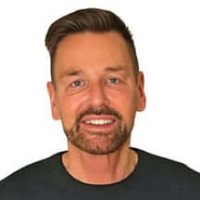 Hans im Glück - Hans Schwiecker – Hellseher, Business-Coach und Kartenleger am Telefon