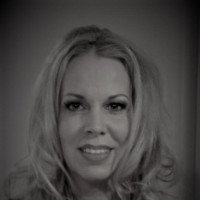 Stephanie Cornelia - 