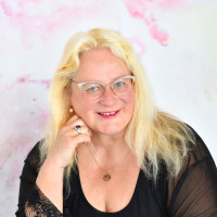 Cornelia Kiedl - 