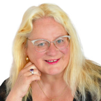 Cornelia Kiedl - 